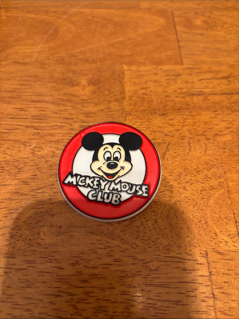 Vintage 1980s Disney Mickey Mouse Club Plastic Badge Pin Button